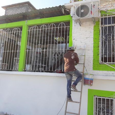 Tortuga Hostel Topolobampo Eksteriør billede