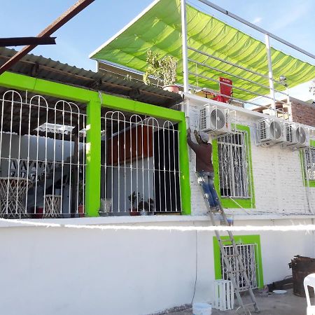 Tortuga Hostel Topolobampo Eksteriør billede